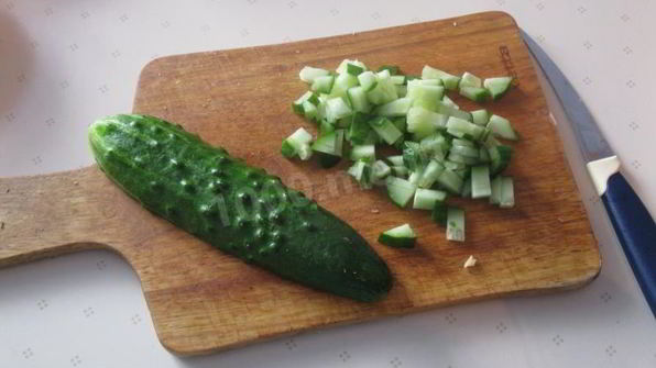 вкусная окрошка на сметане и воде