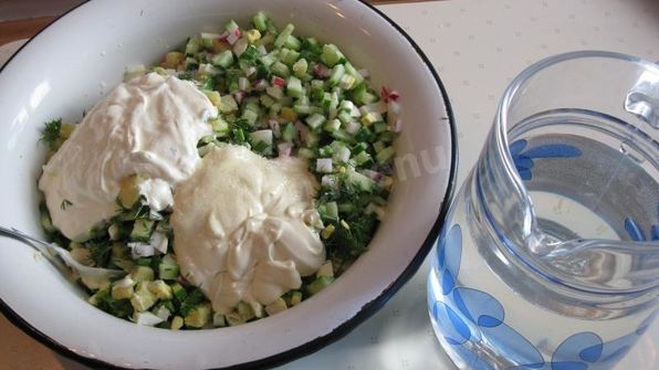 вкусная окрошка на сметане и воде