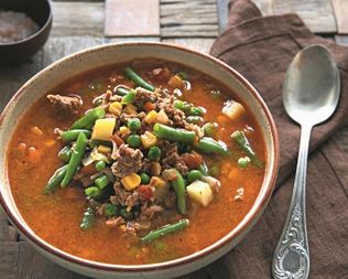 Быстрый овощной суп с фаршем