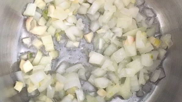 минестроне с рисом и песто из руколы