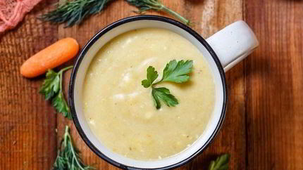 Овощной крем-суп с козьим сыром