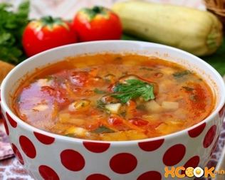Овощной суп с кабачками