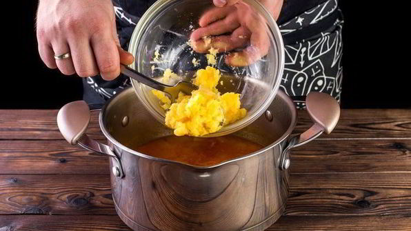 овощной суп с копченостями