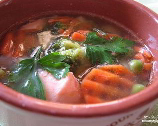 Овощной суп с рыбой