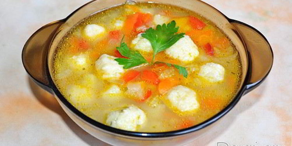 Рецепт овощного супа с сырными клецками-шариками