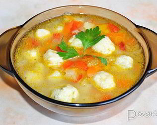 Овощной суп с сырными клецками-шариками