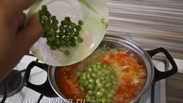 овощной суп с зеленым горошком