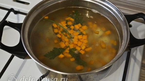 овощной суп с зеленым горошком