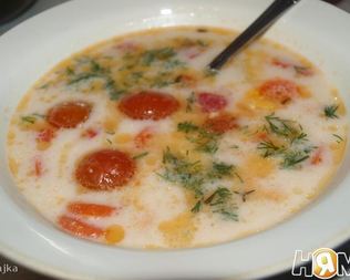 Суп из форели с плавленным сыром и овощами