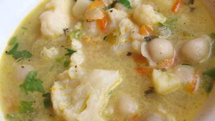 Суп овощной с пельменями