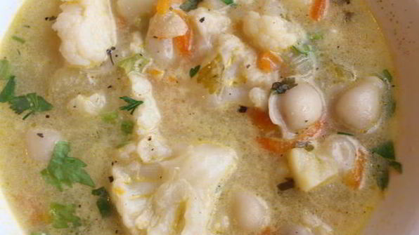 суп овощной с пельменями