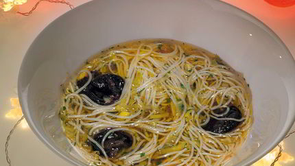 Похмельный суп с лапшой и пореем