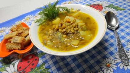 Постный суп в мультиварке с чечевицей