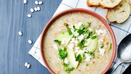 Рассольник с маринованными кабачками и кукурузной крупой