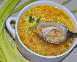 Рассольник с рисом классический