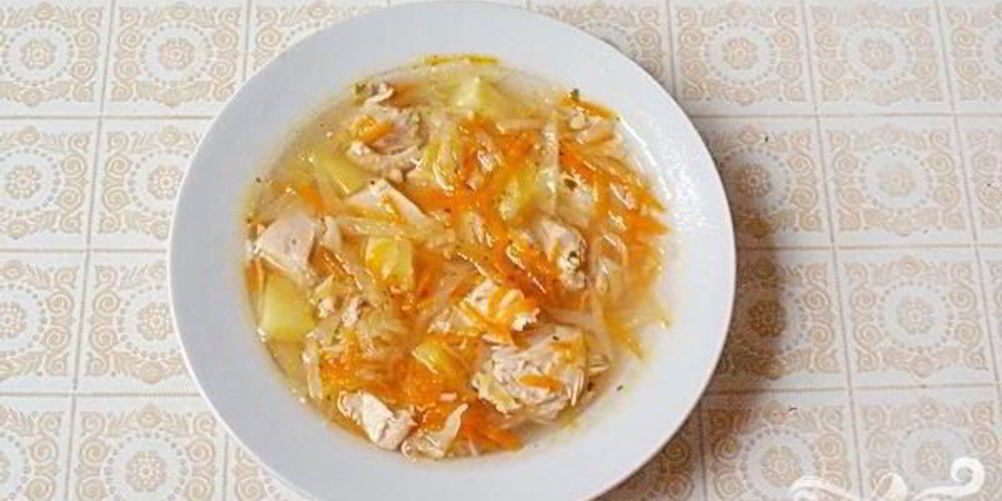 Рецепт диетических щей с сельдереем и свежей капустой