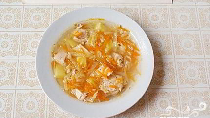 Диетические щи с сельдереем и свежей капустой