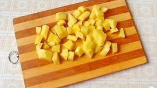 диетические щи с сельдереем и свежей капустой