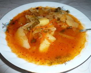 Кислые щи на курином бульоне