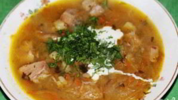 кислые щи с белыми грибами