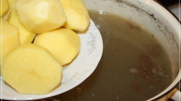 щи из квашеной капусты с уткой