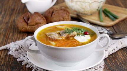 Щи на мясном бульоне