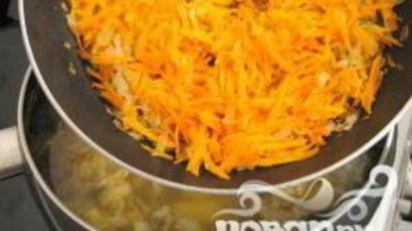 щи с кислой капустой и мясом