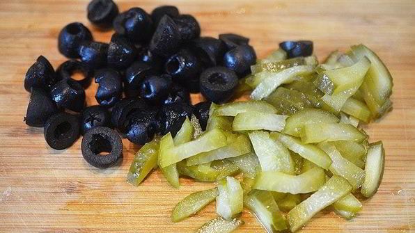 рыбная солянка с грибами и креветками