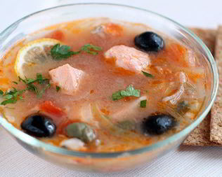 Рыбная солянка с семгой