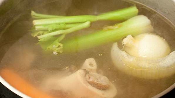 солянка мясная сборная