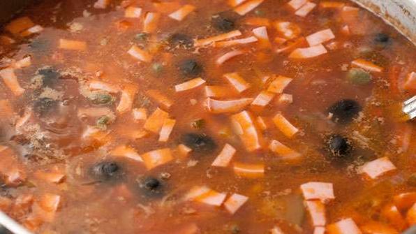 солянка мясная сборная
