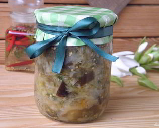 Солянка с баклажанами и капустой на зиму