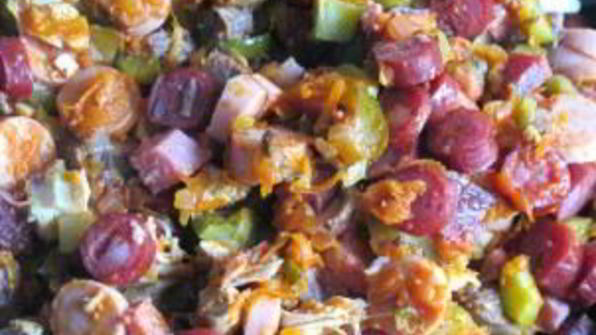 солянка с лимоном и оливками