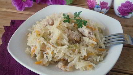 Солянка с мясом и капустой