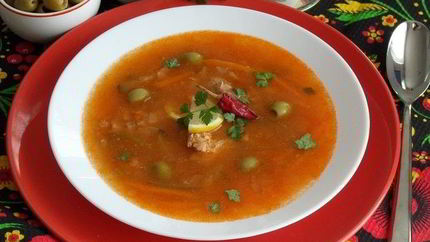 Солянка с тунцом