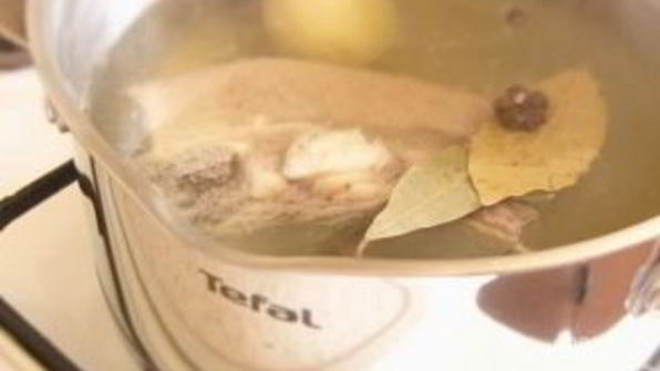 солянка сборная мясная с колбасой