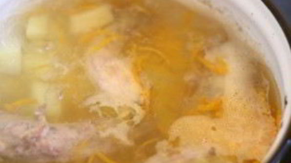 суп из щавеля и крапивы