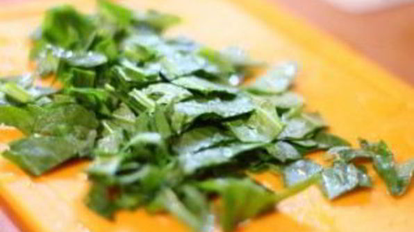 суп из щавеля и крапивы