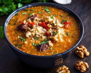 Харчо со свежими сливами