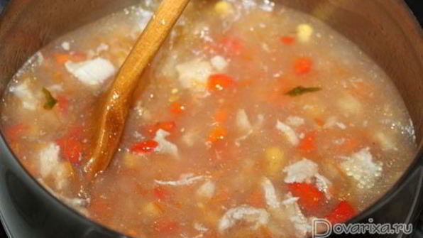 суп куриный с кукурузой