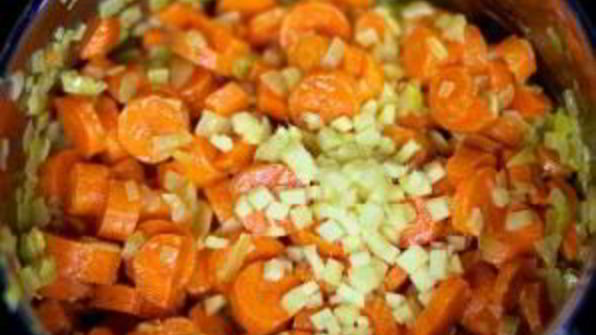 морковный суп-пюре со сливками