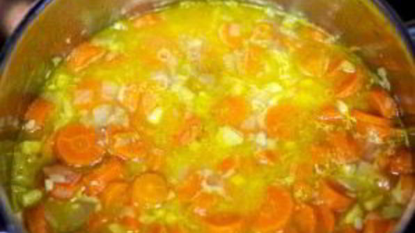 морковный суп-пюре со сливками