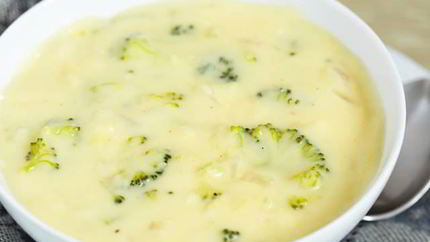 Суп-пюре из брокколи и сыра