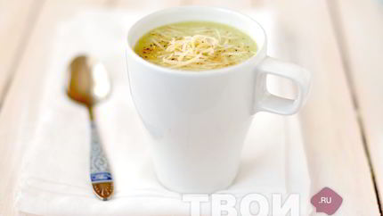 Суп-пюре из брокколи с картофелем и сыром