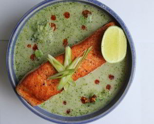 Суп-пюре из брокколи с семгой