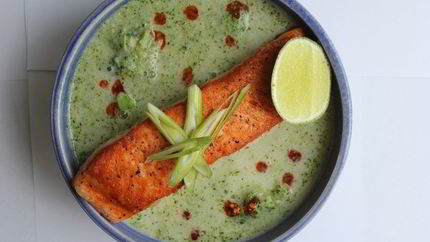 Суп-пюре из брокколи с семгой