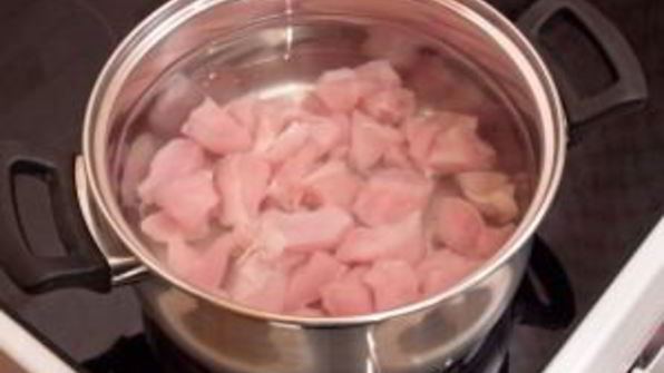 суп-пюре с брокколи и куриным филе