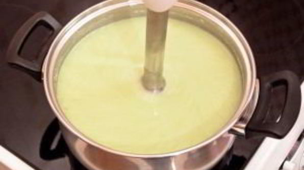 суп-пюре с брокколи и куриным филе