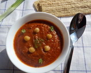 Томатный суп-пюре с нутом