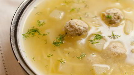 Суп с фрикадельками из индейки